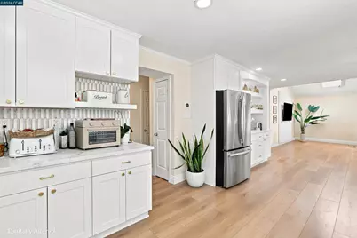 1386 Lichen Ct, Concord, CA 94521 - Photo 9