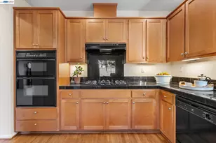 1169 Hillery Way, Alameda, CA 94502 - Photo 19