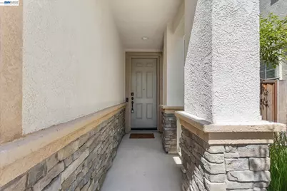 1169 Hillery Way, Alameda, CA 94502 - Photo 5