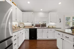 2212 Colonial Ct, Discovery Bay, CA 94505 - Photo 11