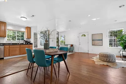 7925 Greenly, Oakland, CA 94605 - Photo 17