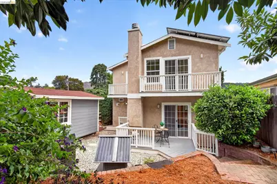 7925 Greenly, Oakland, CA 94605 - Photo 39