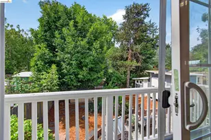 7925 Greenly, Oakland, CA 94605 - Photo 27
