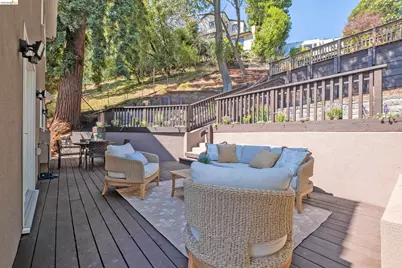 977 Regal Rd, Berkeley, CA 94708 - Photo 49