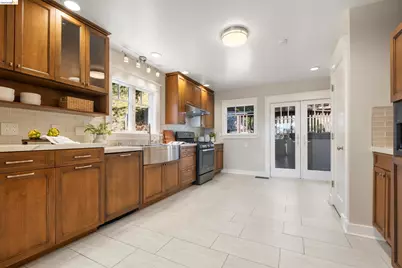 977 Regal Rd, Berkeley, CA 94708 - Photo 15