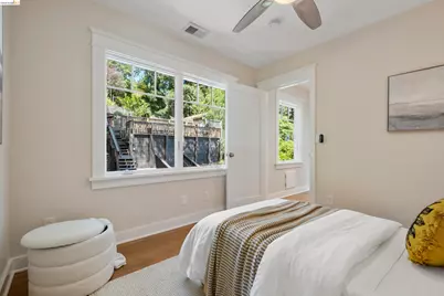 977 Regal Rd, Berkeley, CA 94708 - Photo 27
