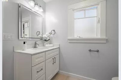 977 Regal Rd, Berkeley, CA 94708 - Photo 29