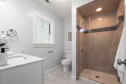 977 Regal Rd, Berkeley, CA 94708 - Photo 29