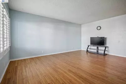 478 Ribier Ct, Manteca, CA 95336 - Photo 5