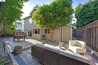 6310 Camino Del Lago, Pleasanton, CA 94566 - Photo 31
