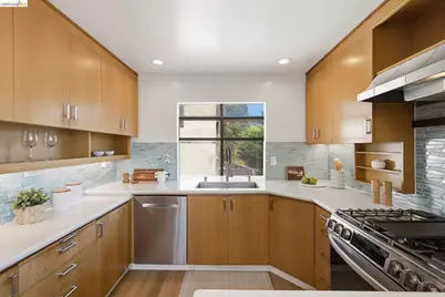 6612 Hagen Blvd, El Cerrito, CA 94530 - Photo 11