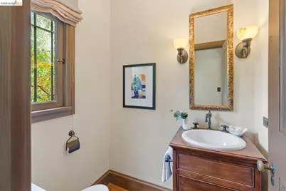 1411 Hawthorne Terr, Berkeley, CA 94708 - Photo 17