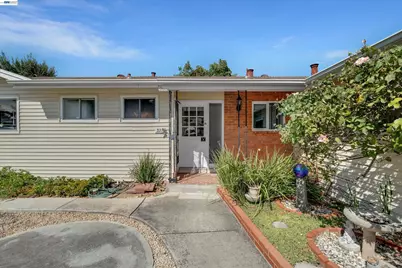 327 Kingston Ave, Martinez, CA 94553 - Photo 3