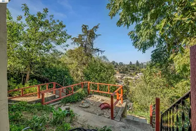 327 Kingston Ave, Martinez, CA 94553 - Photo 29
