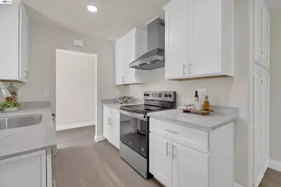 327 Kingston Ave, Martinez, CA 94553 - Photo 5