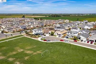 726 Sudbrook Ct, Patterson, CA 95363 - Photo 43
