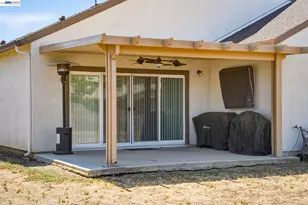 726 Sudbrook Ct, Patterson, CA 95363 - Photo 23