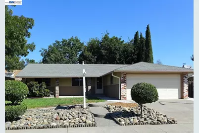 225 Riverdale Ave, Vacaville, CA 95687 - Photo 1