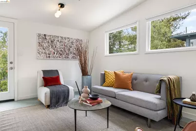 438 65th St, Oakland, CA 94609 - Photo 27