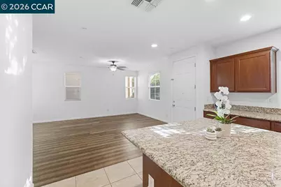 7832 Acorri Walk, Sacramento, CA 95823 - Photo 13