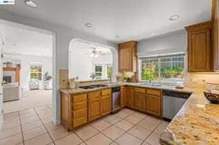 313 Diamond Ct, Pleasanton, CA 94566 - Photo 11