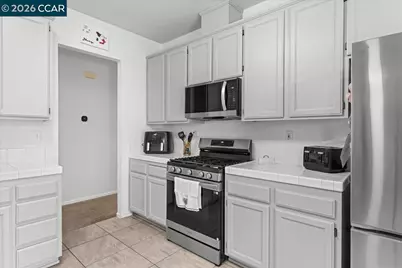 563 Silver Saddle Dr, Pittsburg, CA 94565 - Photo 11