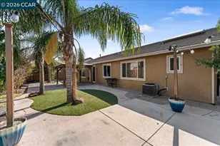563 Silver Saddle Dr, Pittsburg, CA 94565 - Photo 35
