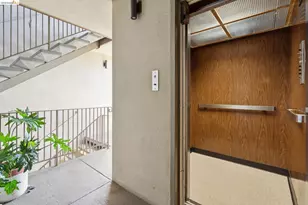 94 Bayo Vista Ave, Oakland, CA 94611 - Photo 5