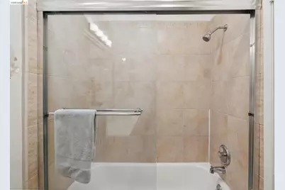 94 Bayo Vista Ave #204, Oakland, CA 94611 - Photo 33