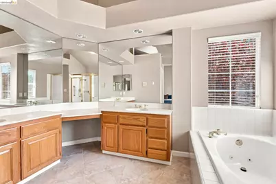 105 Heritage Park Dr, Danville, CA 94506 - Photo 27