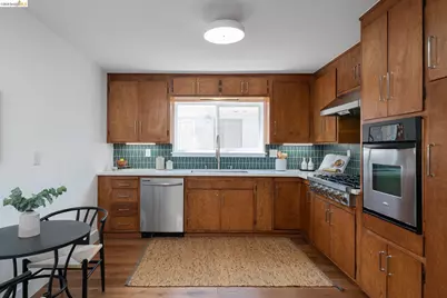 3230 Knowland Ave, Oakland, CA 94619 - Photo 11