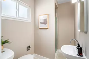 3230 Knowland Ave, Oakland, CA 94619 - Photo 25
