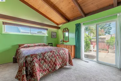 15209 Farnsworth St, San Leandro, CA 94579 - Photo 21
