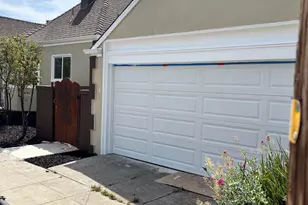 2569 Maxwell Ave, Oakland, CA 94601 - Photo 15