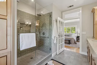 25 Manor Dr, Piedmont, CA 94611 - Photo 25