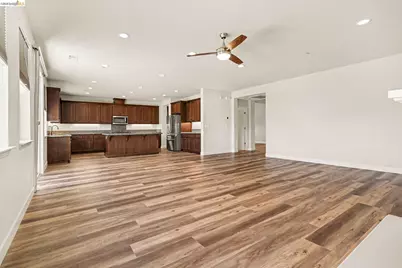 5394 Promontory Way, Antioch, CA 94531 - Photo 13