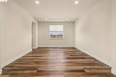 5394 Promontory Way, Antioch, CA 94531 - Photo 17