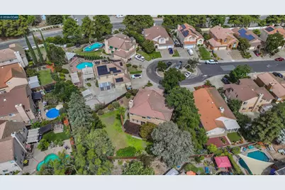1932 Medicine Mountain Ct, Antioch, CA 94531 - Photo 37