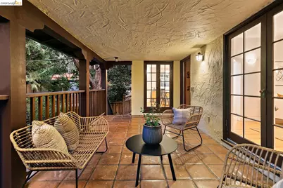 6729 Thornhill Dr, Oakland, CA 94611 - Photo 5