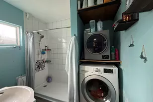 10209 & 10211 Pippin St, Oakland, CA 94603 - Photo 35