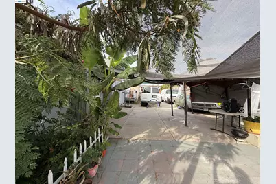 10209 & 10211 Pippin St, Oakland, CA 94603 - Photo 45