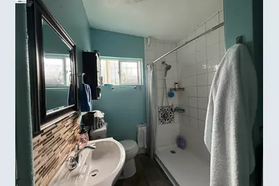 10209 & 10211 Pippin St, Oakland, CA 94603 - Photo 33