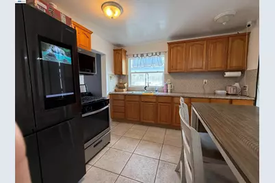 10209 & 10211 Pippin St, Oakland, CA 94603 - Photo 75