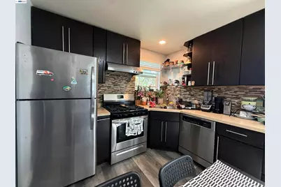10209 & 10211 Pippin St, Oakland, CA 94603 - Photo 5