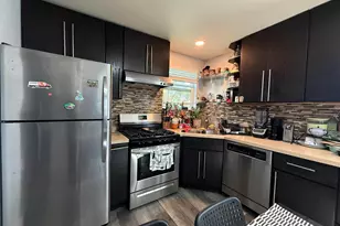 10209 & 10211 Pippin St, Oakland, CA 94603 - Photo 5