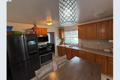10209 & 10211 Pippin St, Oakland, CA 94603 - Photo 73