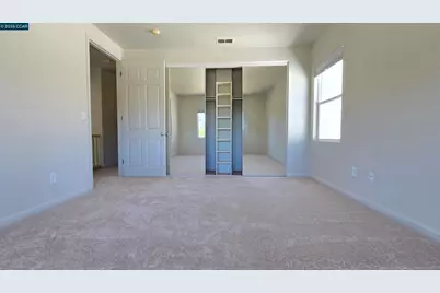 1092 Gardenia Ln, Concord, CA 94520 - Photo 31