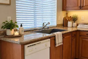 1092 Gardenia Ln, Concord, CA 94520 - Photo 9