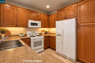 1092 Gardenia Ln, Concord, CA 94520 - Photo 17
