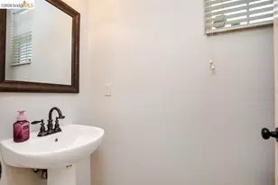 231 Washington Dr, Brentwood, CA 94513 - Photo 11